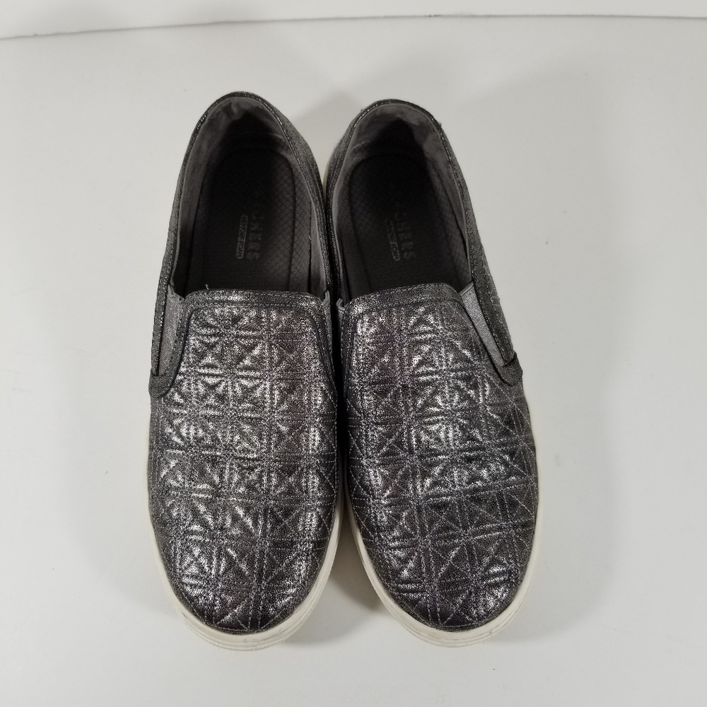 Skechers Goldie Metallic Shoes Women's 10 Slip On Memory Foam Silver Quilted